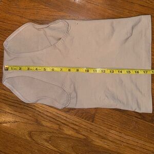 Hanes tan beige slim nude beige slimming underwear corset XL bodysuit Shapewear